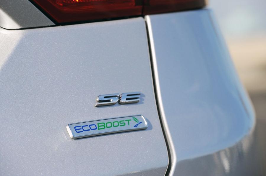  Ford Fusion 2013 года  (US) (фото 137 из 202)